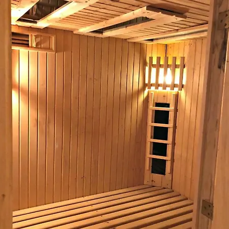 Breeze Boutique Guest Rooms, Nocleg ze śniadaniem