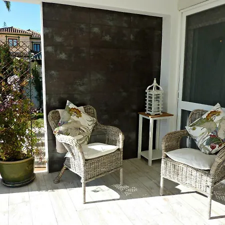 Breeze Boutique Guest Rooms, Alojamento de Acomodação e Pequeno-almoço