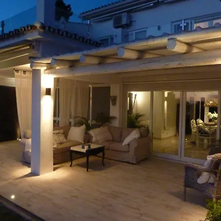 Breeze Boutique Guest Rooms, Alojamento de Acomodação e Pequeno-almoço