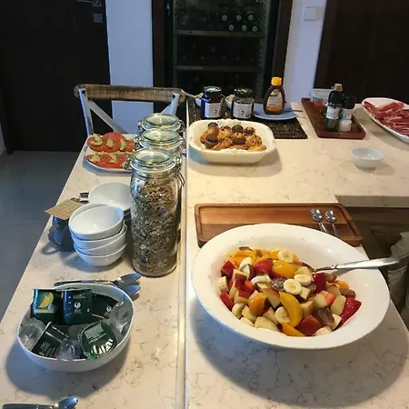 Alojamento de Acomodação e Pequeno-almoço Breeze Boutique Guest Rooms, 4*