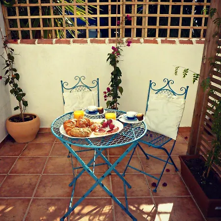 Bed & Breakfast Breeze Boutique Guest Rooms, 4*